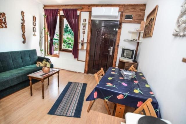 Backyard Apartment Ohrid Eksteriør billede